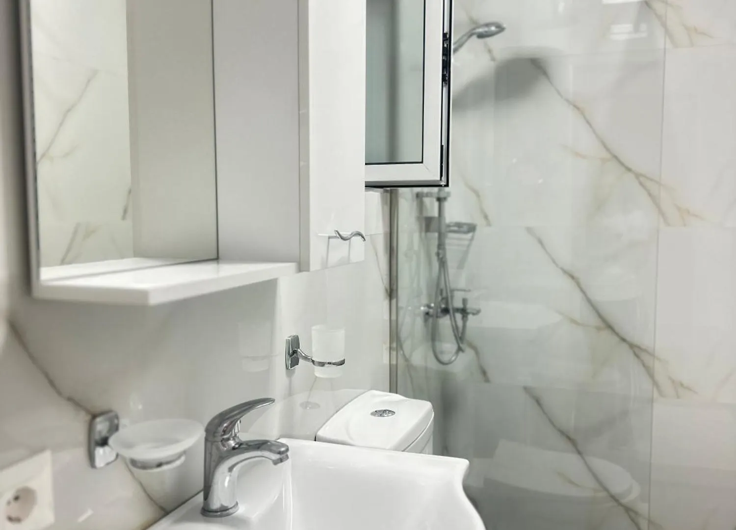 Villa Center Tirana