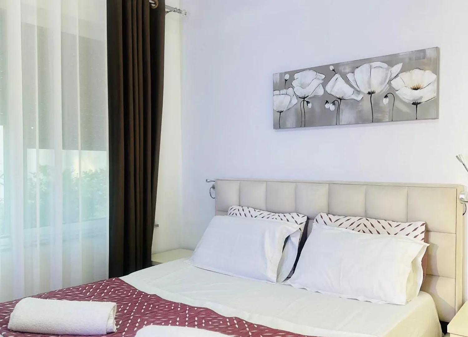Villa Center Tirana